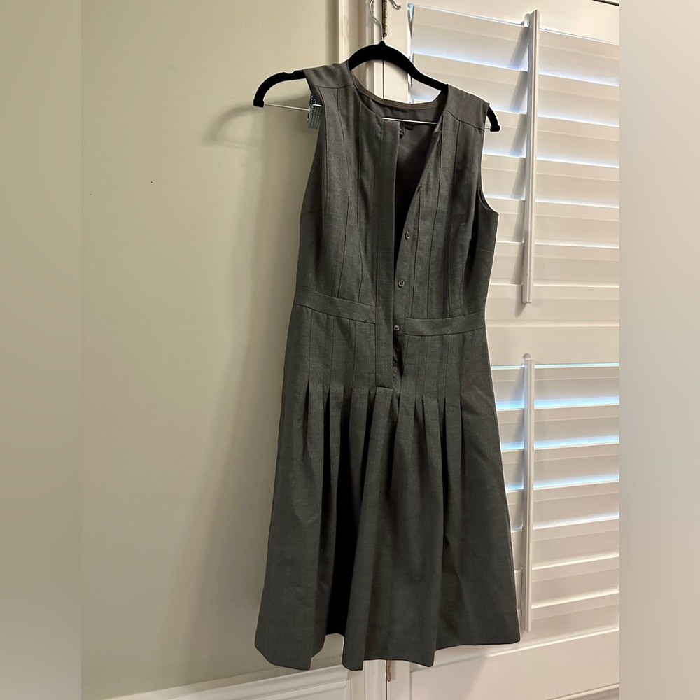 J.Crew pleated grey button-up sleeveless dress, size 00